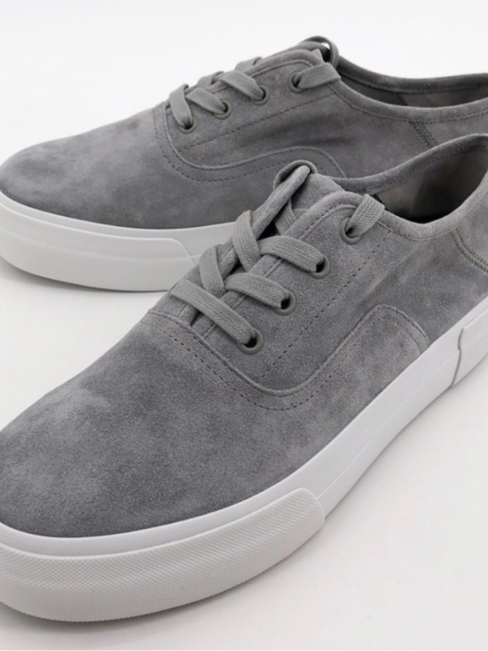 Vince Suede Copley Platform Lace-up Sneakers in gray Women’s size 8